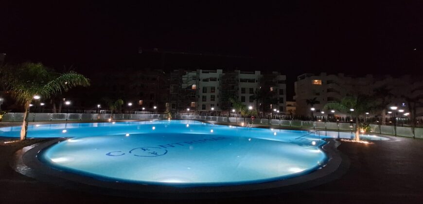 Modern Penthouse with Swimming Pool, Gym and Spa OB15 2/2