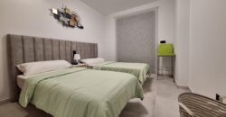 Modern Penthouse with Swimming Pool, Gym and Spa OB15 2/2